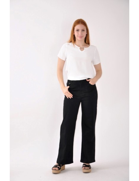 BLUSA C/DETALHE