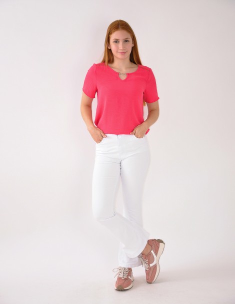BLUSA C/DETALHE