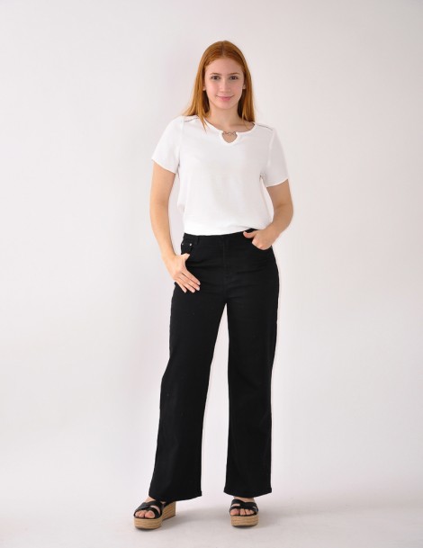 BLUSA C/DETALHE