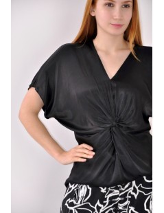 BLUSA COM NÓ