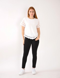BLUSA C/BORDADOS