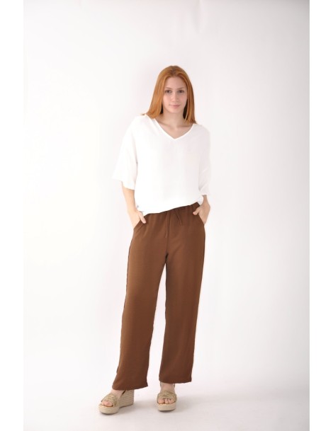 BLUSA COM DECOTE
