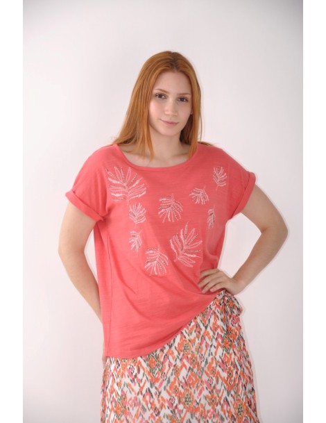 CAMISETA BORDADA