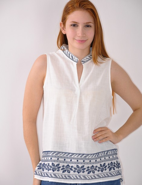 BLUSA BORDADA AZUL