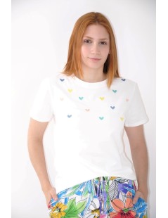 T-SHIRT C/CORAÇÕES