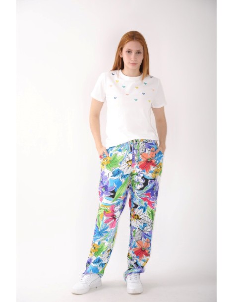 T-SHIRT C/CORAÇÕES