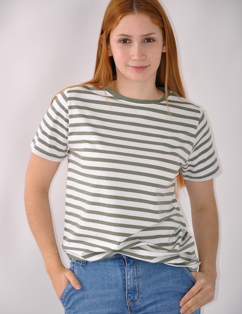 CAMISOLA ESTAMPADA C/RISCAS