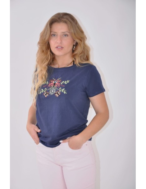 CAMISETA BORDADA