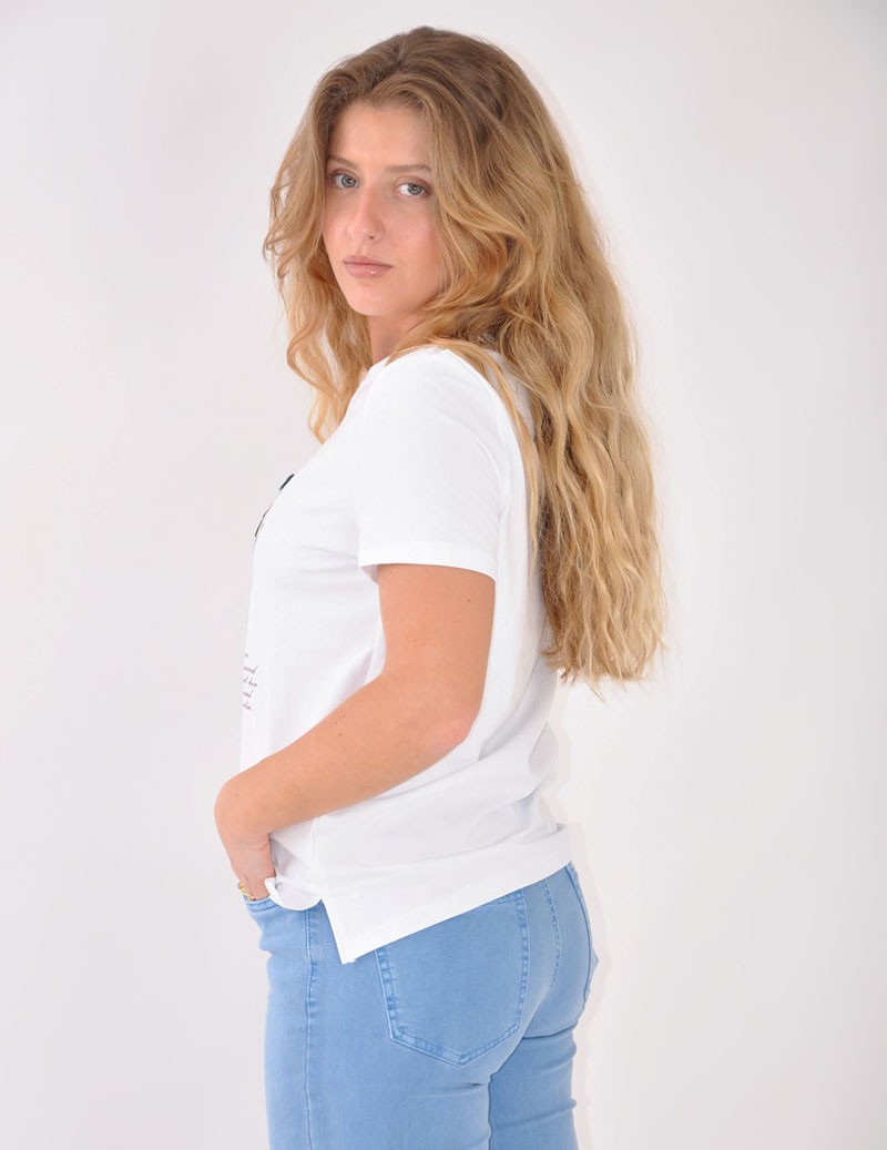 CAMISETA BORDADA