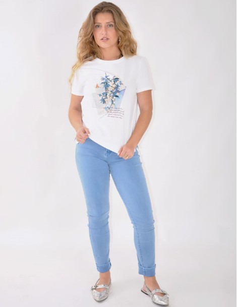 CAMISETA BORDADA