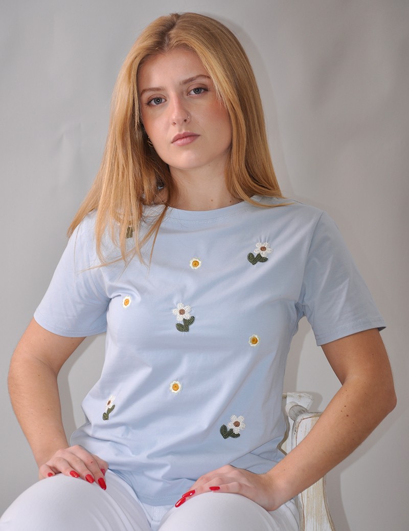 T-SHIRT BORDADO FLORES