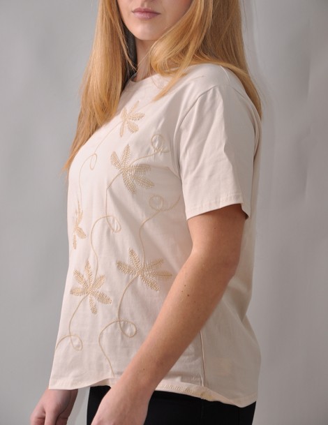T-SHIRT BORDADA