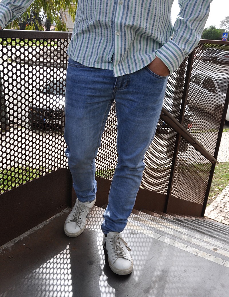 CALÇAS SLIM FIT