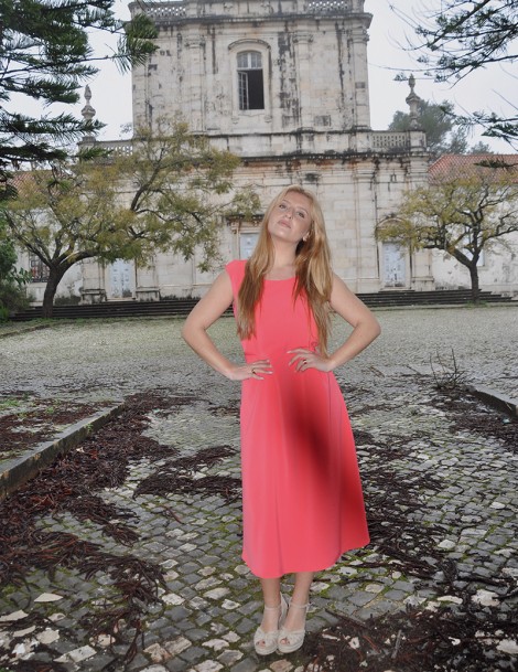 VESTIDO COM NO