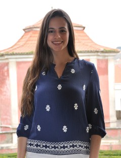 BLUSA BORDADA CONTRASTE