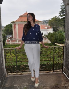 BLUSA BORDADA CONTRASTE