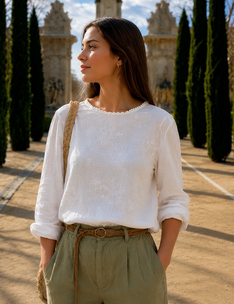 BLUSA BORDADA