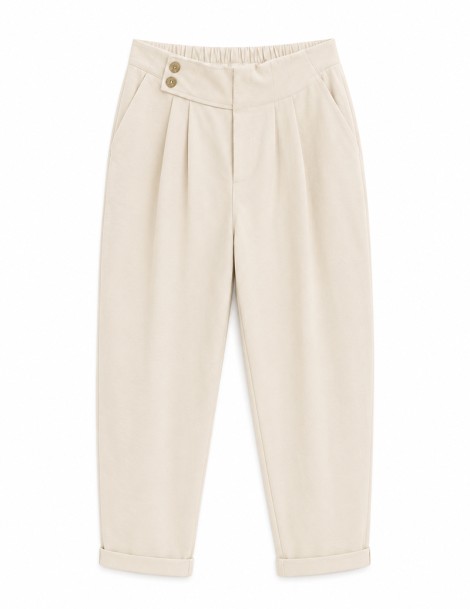 PANTALÓN C/BOTONES DE LADO