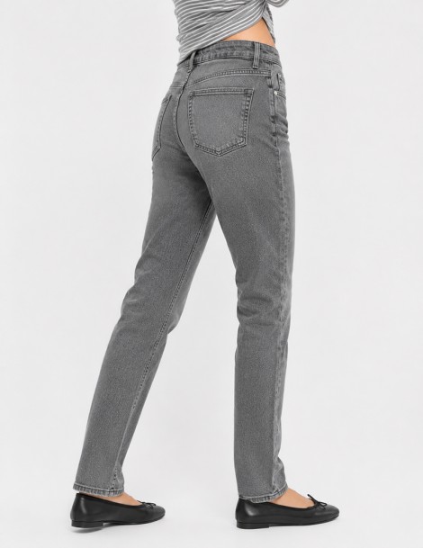 PANTALÓN GRIS SKINNY