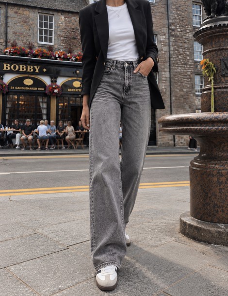 PANTALÓN GRIS PIERNA ANCHA